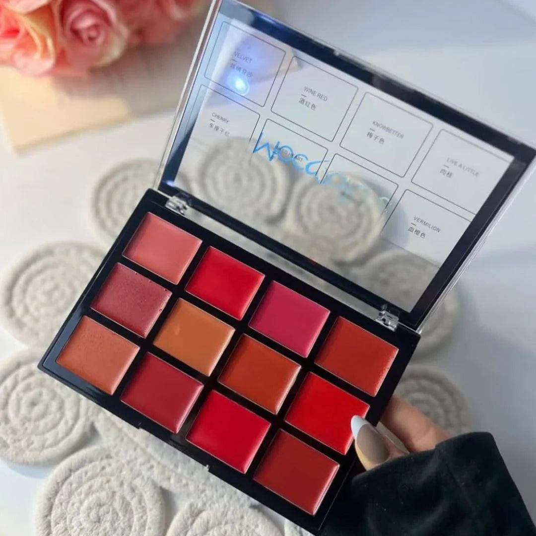 Pigmented lip colors
Waterproof matte lipstick
12-color matte lipstick
Mocallure 12-color lip palette
Mocallure matte lip gloss set