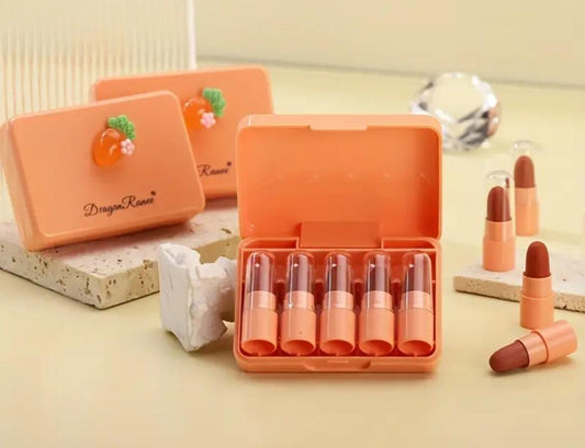 Random color lipstick set
Mini lipstick set
Lipstick gift set

